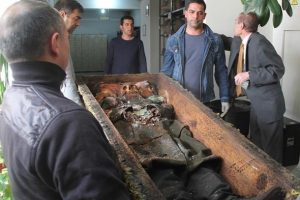 Rus subayının cesedini bilim heyeti inceleyecek