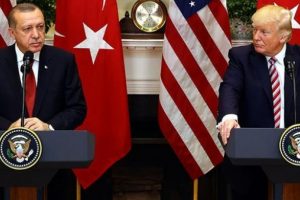 Kritik g&ouml;r&uuml;şmede terc&uuml;man skandalı