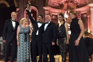 T&uuml;rk yatı, yat sekt&ouml;r&uuml;n&uuml;n 'Oscar'ını aldı