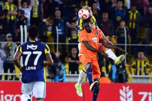 Fenerbah&ccedil;e sezonu kupasız kapattı