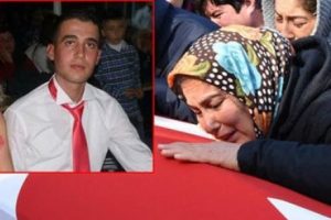&Ouml;z-&uuml;vey anne maaş kavgası etti, şehit asker amcasına bıraktı