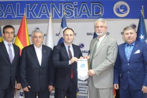 BALKANT&Uuml;RKSİAD, Bursa Gen&ccedil;lik Hizmetleri ve Spor İl M&uuml;d&uuml;r&uuml;'n&uuml; ağırladı