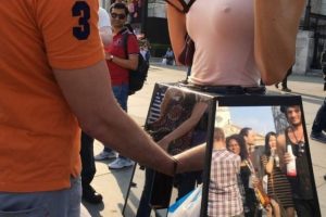 Tecav&uuml;ze karşı ilgin&ccedil; savaş! İnsanların vajinasına dokunmasına...