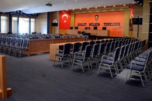 FET&Ouml; davaları i&ccedil;in 5 duruşma salonu daha yapılacak
