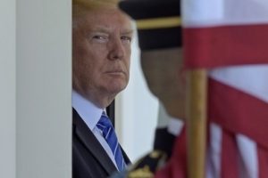 Trump'ın g&ouml;revden alınması g&uuml;ndemde