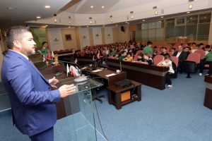 Bursa'da &ouml;ğrenciler belediyeciliği &ouml;ğrendi