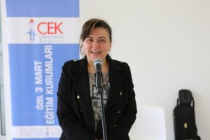 Bursa'da hayatı sanatla renklendiriyorlar