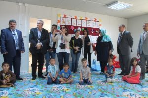 "Bu insanların hayatlarından hepimiz mesul&uuml;z"