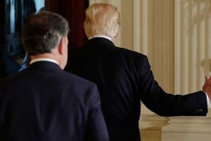 Trump o ismi işaret etti