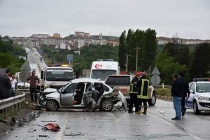 Kastamonu'da feci kaza: 3 &ouml;l&uuml;