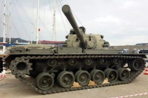 Bu tank dalış turizmi i&ccedil;in batırılacak