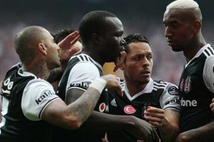 Beşiktaş'tan 4 goll&uuml; galibiyet!