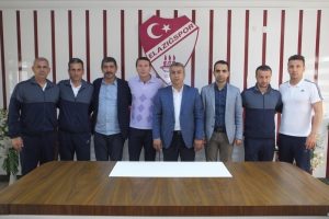 Elazığspor'da Bayram Bektaş d&ouml;nemi bitti