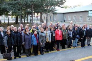 50 yıl &ouml;nce mezun oldukları lisede buluştular