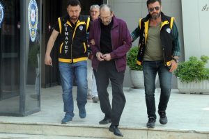 Bursa'da arkadaşını &ouml;ld&uuml;ren zanlı adliyeye sevk edildi