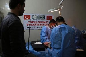 Suriye'de bin 100 &ccedil;ocuk s&uuml;nnet ettirildi