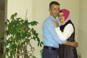 Bursa'da eşini &ouml;ld&uuml;ren adam adliyeye sevk edildi