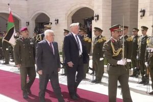 Trump ile Mahmud Abbas bir araya geldi