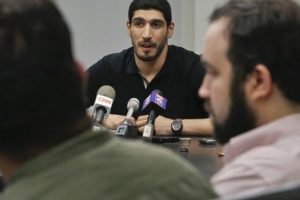 Kanter ABD vatandaşlığı almaya &ccedil;alışıyor