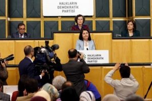 HDP'li Kemalbay: Kongreden m&uuml;ebbet bir OHAL &ccedil;ıktı
