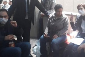 A&ccedil;lık grevindeki akademisyenler adliyeye sevk edildi