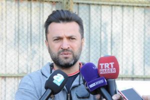 "Yalan haber yapanların hepsi soytarıdır"