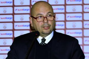 "T&uuml;rkiye'den en &ccedil;ok forma satan a&ccedil;ık ara Galatasaray"