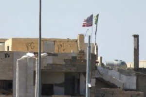 ABD bayrakları ile PYD/YPG flamaları indirildi