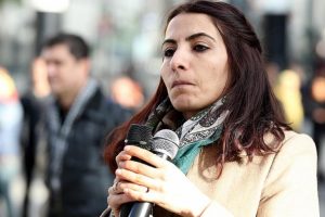 HDP'li &Ouml;zt&uuml;rk'&uuml;n milletvekilliğinin d&uuml;şmesine dair dosya Karma Komisyonda