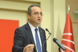 Tezcan: Bedenlerinden başka silahları olmayan insanlar tutuklanıyor