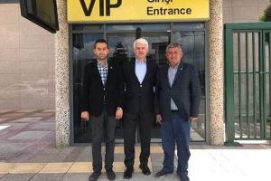 Bursa Milletvekili Şahin'den havaalanında hizmet takibi