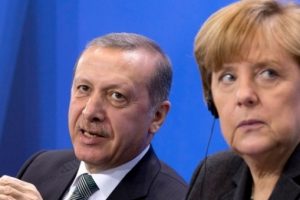 İşte Merkel'in Erdoğan'dan iki isteği!