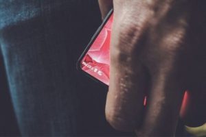Android'in kurucusundan bomba gibi akıllı telefon geliyor!