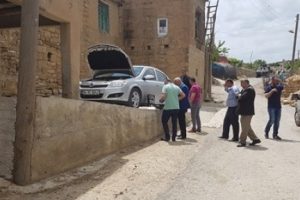AK Parti'li meclis &uuml;yesinin aracına bombalı tuzak