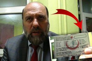 'Bu konuda ayet var' dedi, Kars M&uuml;ft&uuml;s&uuml; hepsini bağışladı
