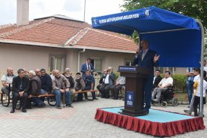 Bursa'da Akşemseddin Camii yeni yüzüyle ibadete açıldı