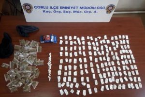 Uyuşturucu operasyonu: 7 g&ouml;zaltı