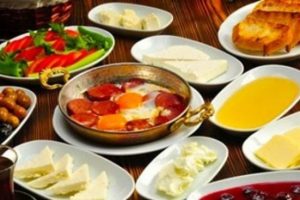 "Metabolizmayı yavaşlatmamak i&ccedil;in sahura kalkın"