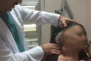 Boynunuzdaki bezeyi hafife almayın
