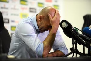 Bursaspor Teknik Direkt&ouml;r&uuml; Adnan &Ouml;rnek istifa etti!