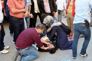 Bı&ccedil;aklı kavga: 1 &ouml;l&uuml;, 3 yaralı
