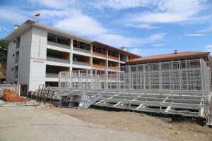 Bursa Elmasbah&ccedil;eler ortaokulu yeni d&ouml;neme hazır