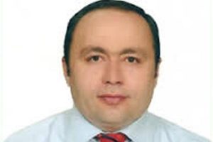 Bursa'da kalp krizi ge&ccedil;iren &ouml;ğretim &uuml;yesi son yolculuğuna uğurlandı