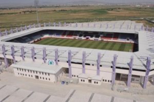 Adında 'Arena' olmayan stadyum i&ccedil;in isim tartışması
