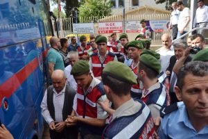 Aladağ'daki yurt yangını davasında arbede