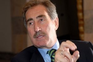 Eski bakan G&uuml;nay: Ergenekon s&uuml;recinde de uyarmıştım; KHK'lar 27 Mayıs, 12 Eyl&uuml;l gibi