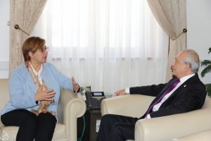 İzmir'deki sel felaketi Kılı&ccedil;daroğlu'nun masasında