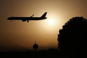 Antalya'ya hava yoluyla gelen ziyaret&ccedil;i sayısı artıyor