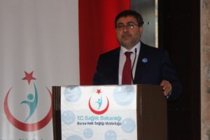 Bursa'da t&uuml;t&uuml;ns&uuml;z kurumlar &ouml;d&uuml;llendirildi