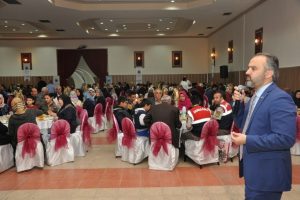 Bursa İneg&ouml;l Belediyesi'nden gazi ve şehit yakınlarına iftar